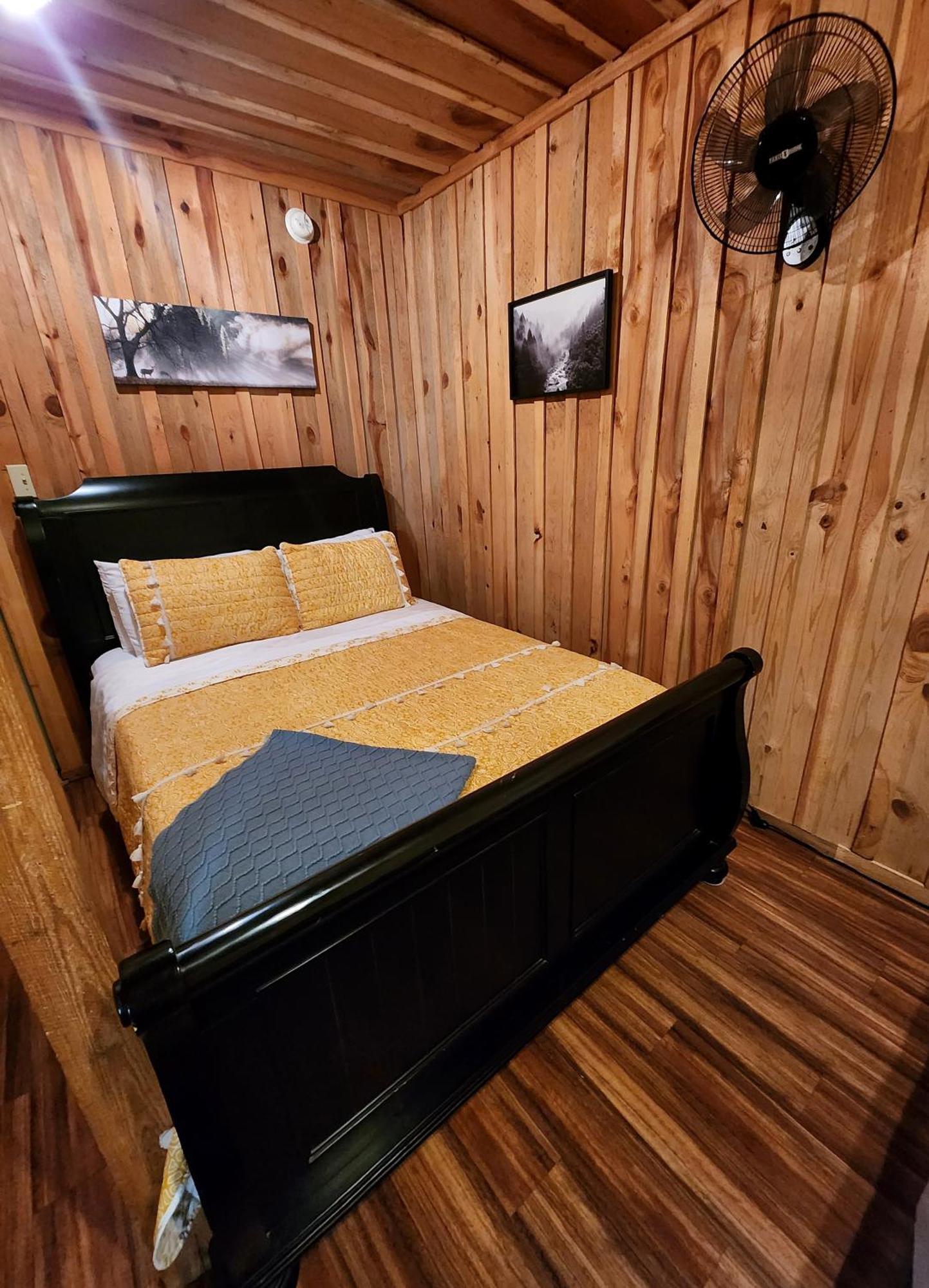 Unique Country Cabin Meets Farmhouse Modern!!! Mena Экстерьер фото