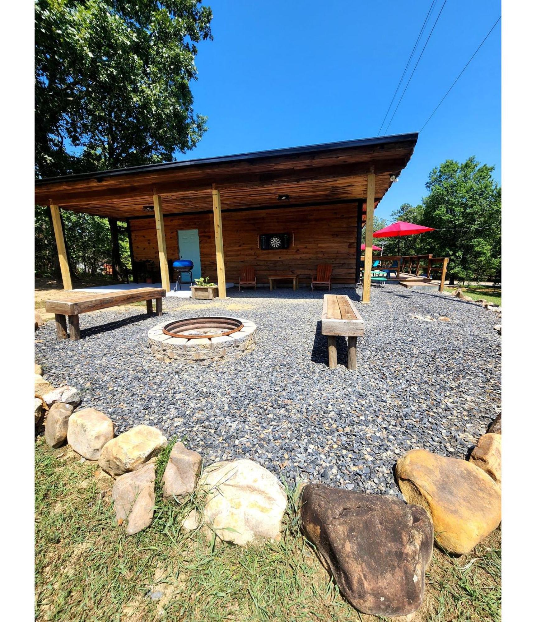Unique Country Cabin Meets Farmhouse Modern!!! Mena Экстерьер фото