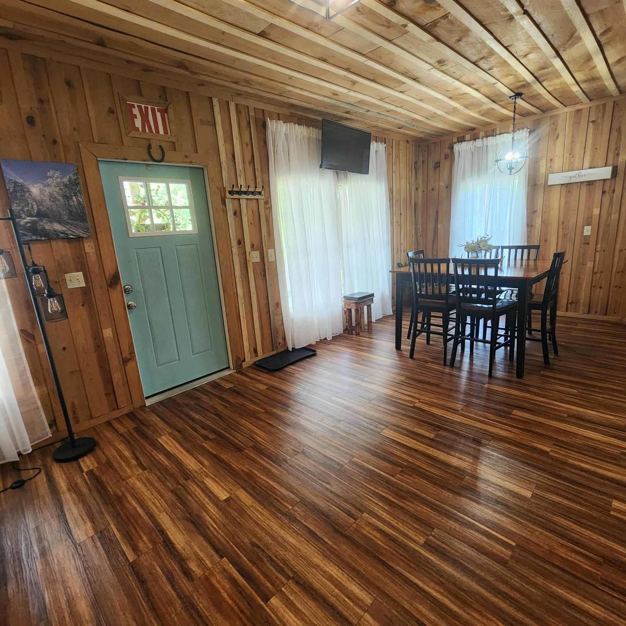 Unique Country Cabin Meets Farmhouse Modern!!! Mena Экстерьер фото